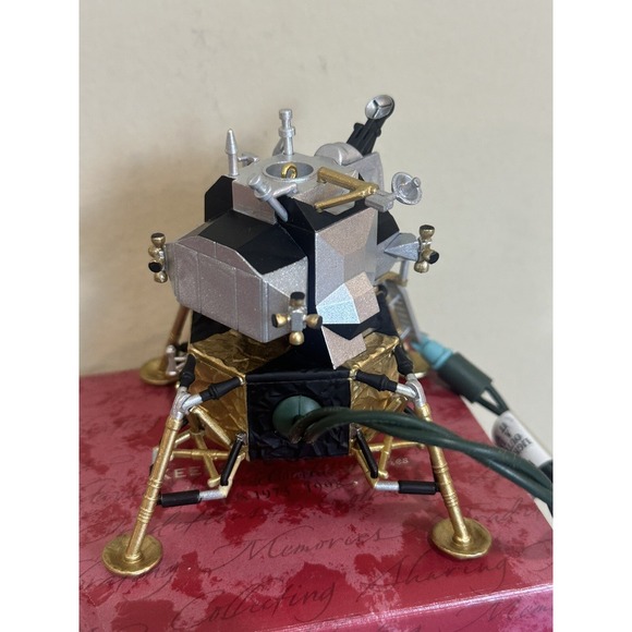 Hallmark Keepsake Apollo Lunar‎ Module - Picture 4 of 5